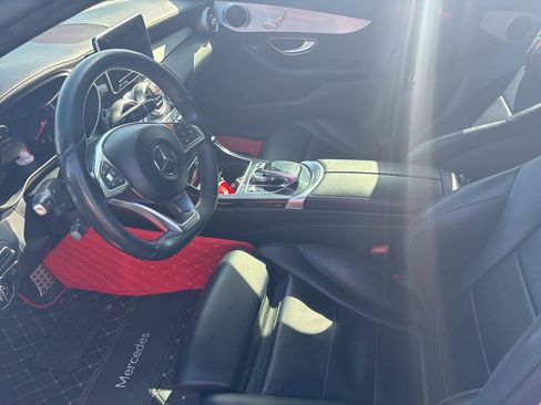 Used 2015 Mercedes-Benz C 300 4MATIC Sedan image 4