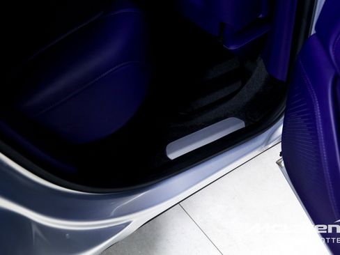 Used 2021 Aston Martin DBX image 26