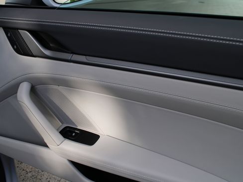 Certified 2024 Porsche 911 Carrera 4S image 27