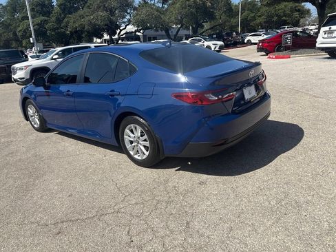 Used 2025 Toyota Camry LE w/ Convenience Package FWD image 3