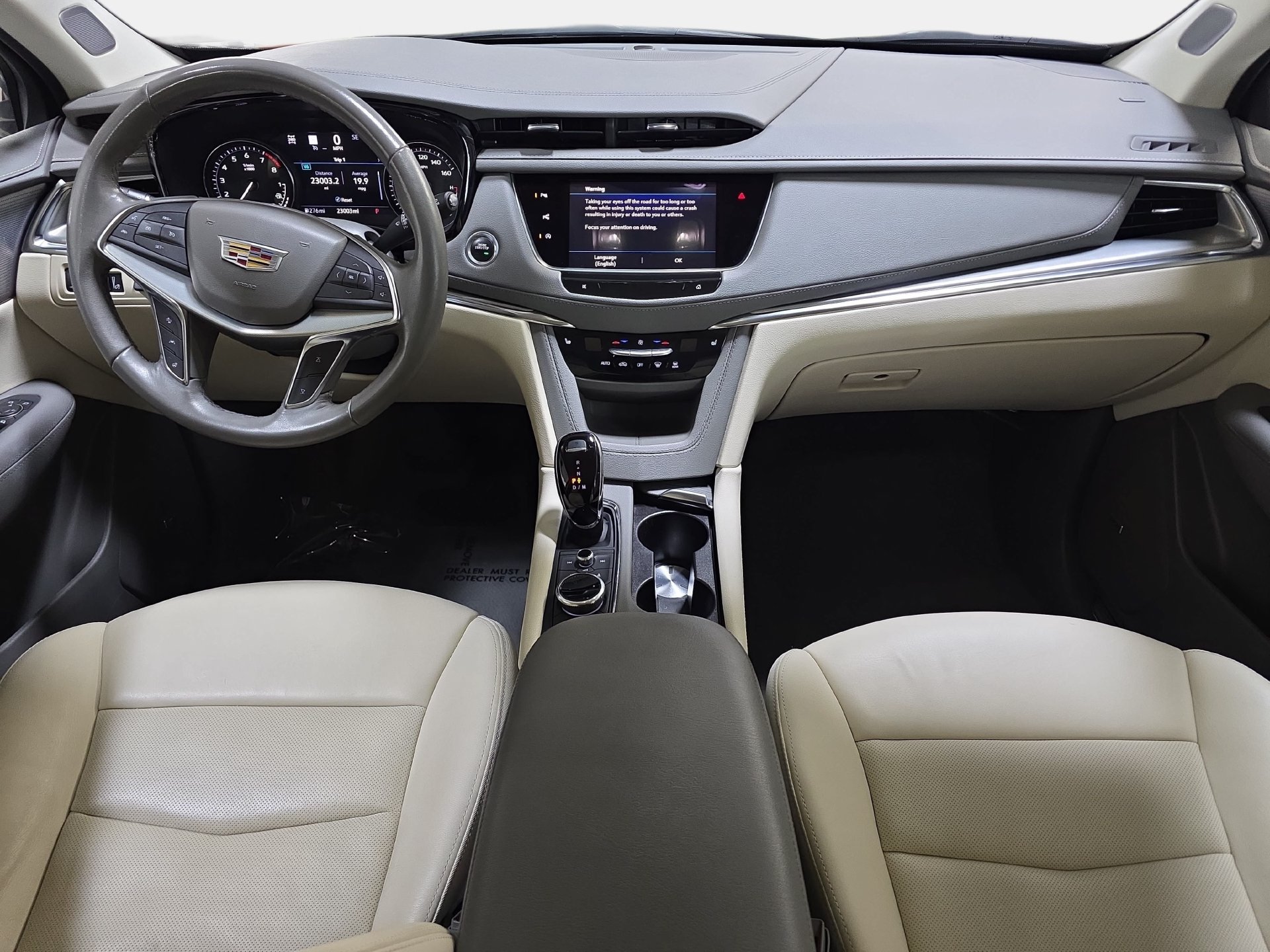 Used 2023 Cadillac XT5 Premium Luxury w/ Technology Package AWD/4WD image 9