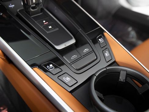 Certified 2026 Porsche 911 Targa 4S image 28