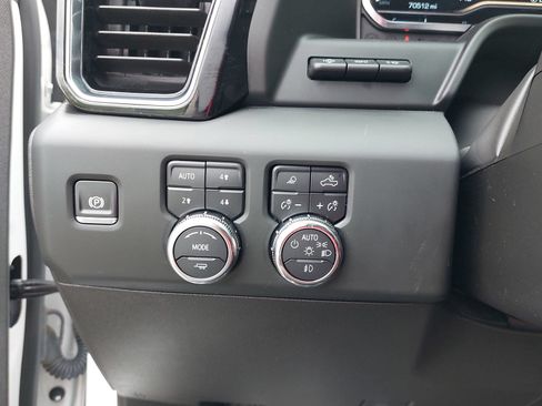Used 2024 GMC Sierra 1500 Denali Ultimate AWD/4WD image 27