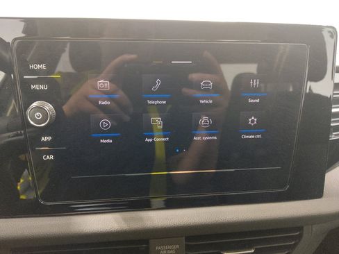 Used 2025 Volkswagen Jetta S FWD image 25