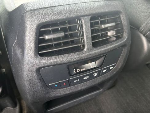 Used 2018 Honda Pilot EX-L image 9