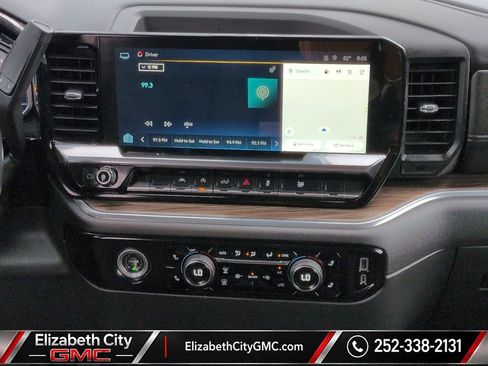 Used 2023 Chevrolet Silverado 1500 LT AWD/4WD image 19