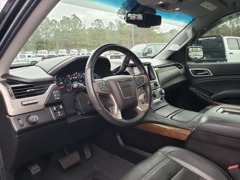 Used 2019 GMC Yukon Denali w/ Denali Ultimate Package image 30