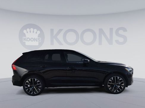New 2026 Volvo XC60 B5 Ultra w/ Protection Package Premier image 8