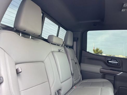 Used 2022 GMC Sierra 1500 SLT AWD/4WD image 24