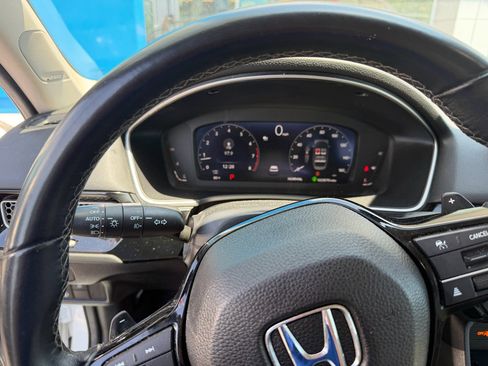 Used 2024 Honda Civic Touring image 7