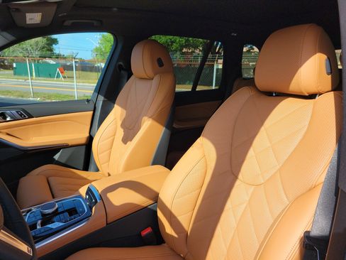 New 2026 BMW X5 sDrive40i w/ M Sport Package image 17