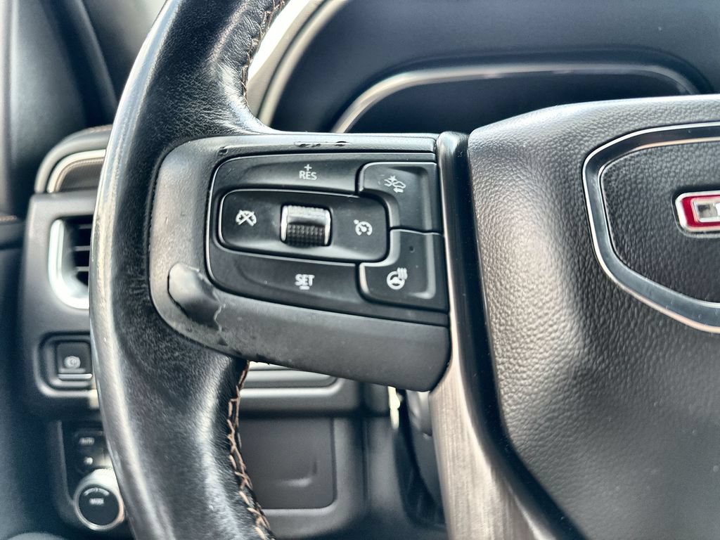 Used 2022 GMC Yukon AT4 AWD/4WD image 31