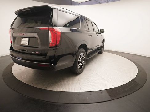 Used 2024 GMC Yukon XL AT4 AWD/4WD image 13