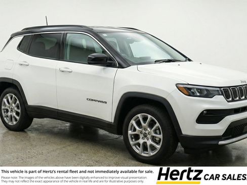 Used 2025 Jeep Compass Limited image 1