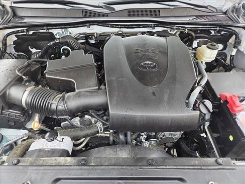 Certified 2022 Toyota Tacoma TRD Sport w/ Technology Package image 21