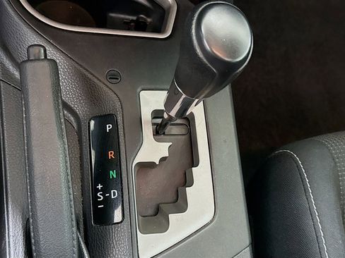 Certified 2018 Toyota RAV4 XLE FWD image 17