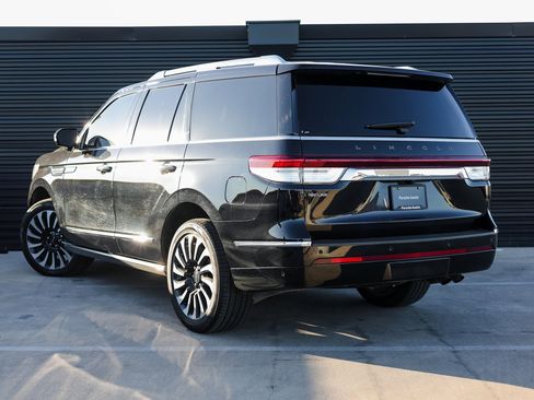 Used 2024 Lincoln Navigator Black Label image 3