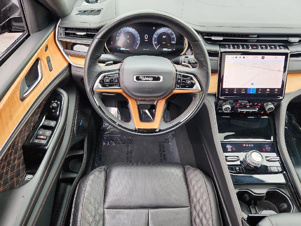 Certified 2023 Jeep Grand Cherokee Summit AWD/4WD image 12