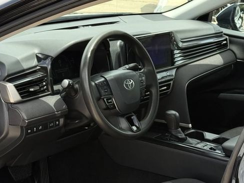 Used 2025 Toyota Camry LE FWD image 11
