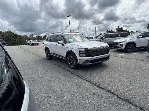New 2026 Hyundai Palisade Limited FWD image 12