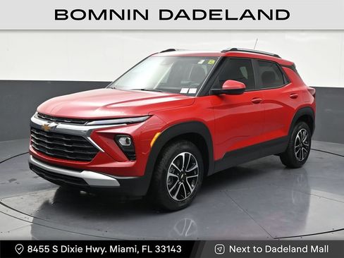 Used 2026 Chevrolet TrailBlazer LT image 1