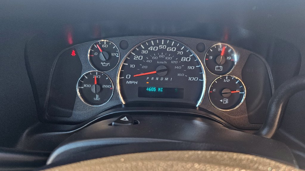 Used 2025 Chevrolet Express 3500 LT w/ LT Preferred Equipment Group RWD image 31