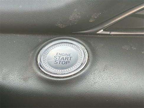 Used 2024 Genesis GV80 2.5T image 29