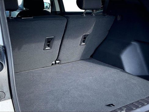 Used 2024 Chevrolet Equinox LS w/ LS Convenience Package FWD image 5