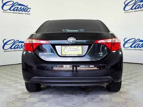 Used 2017 Toyota Corolla LE FWD image 4