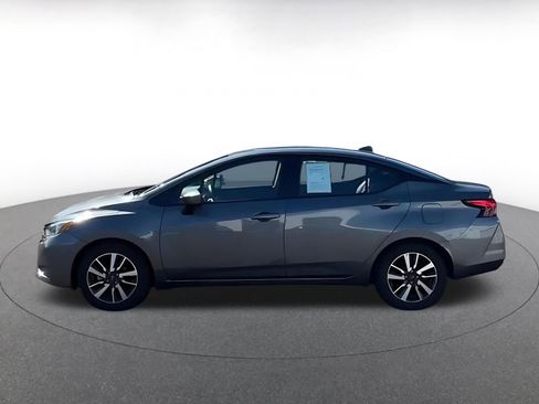 Used 2025 Nissan Versa SV image 10