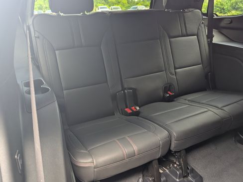 Used 2026 Chevrolet Tahoe RST w/ Comfort Package RWD image 22