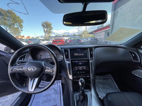 Used 2017 INFINITI Q60 2.0t AWD/4WD image 15
