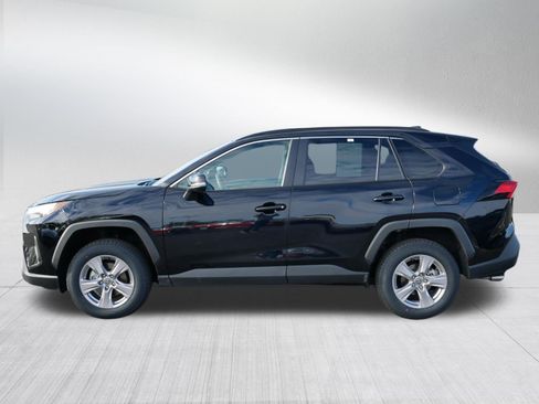 Certified 2025 Toyota RAV4 XLE AWD/4WD image 4