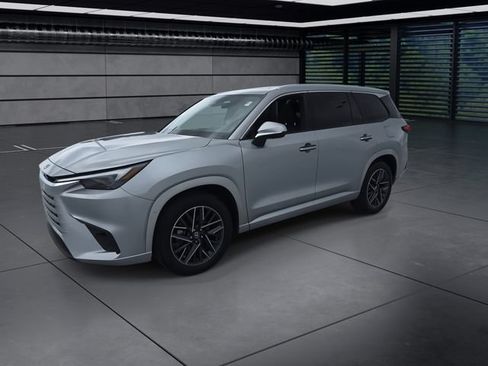 Certified 2025 Lexus TX 350 FWD w/ Technology Package image 4