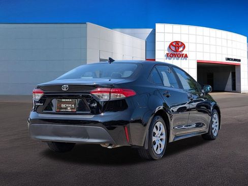 Used 2023 Toyota Corolla LE w/ Carpet Mat Package (TMS) FWD image 10