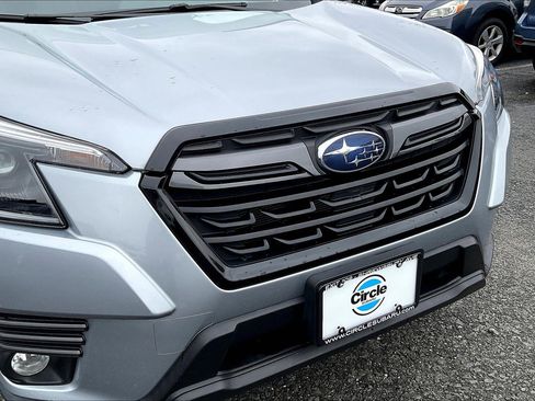 Certified 2022 Subaru Forester Limited image 27