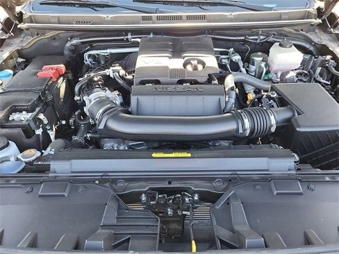 Used 2023 Nissan Frontier PRO-4X w/ Pro-4X Premium Package image 31