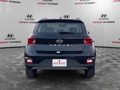 New 2026 Hyundai Venue SEL image 4