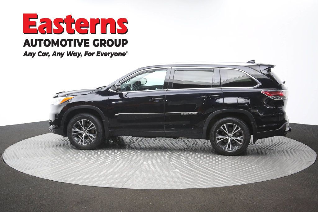 Used 2016 Toyota Highlander XLE AWD/4WD image 61