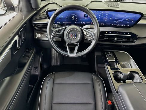 Certified 2025 Buick Enclave Preferred image 21