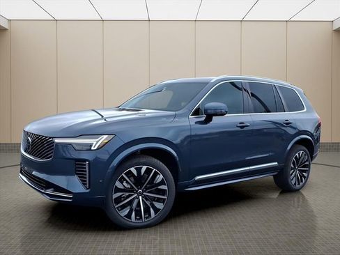 New 2026 Volvo XC90 B6 Plus w/ Protection Package Premier AWD/4WD image 2