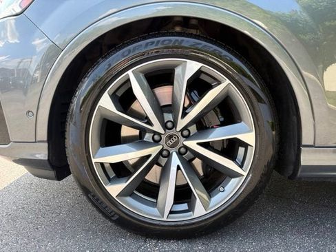 Used 2024 Audi SQ7 Prestige AWD/4WD image 14