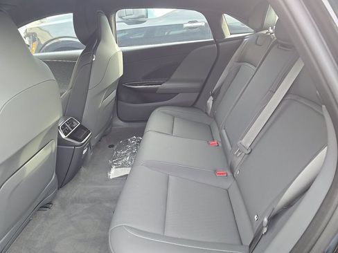 Used 2024 Lucid Air Touring AWD/4WD image 13