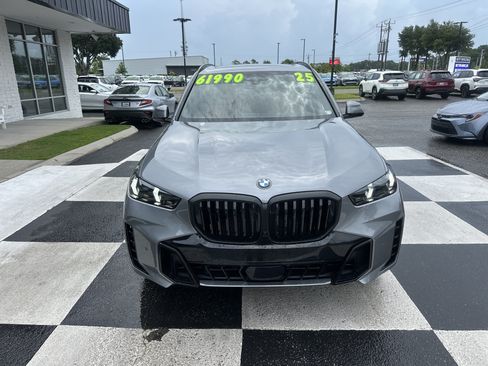 Used 2025 BMW X5 xDrive40i w/ M Sport Package AWD/4WD image 2