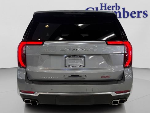 Used 2025 GMC Yukon Denali image 6