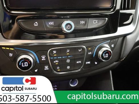 Used 2021 Chevrolet Traverse Premier AWD/4WD image 27