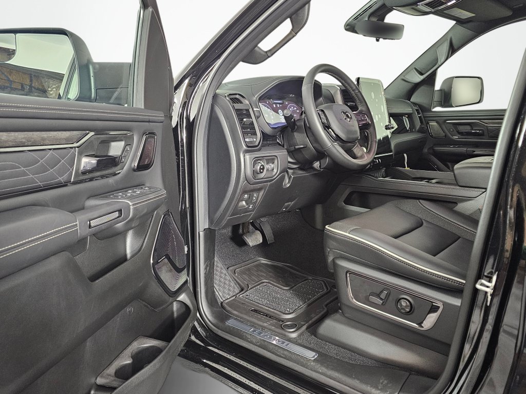 New 2026 RAM 1500 Limited AWD/4WD image 23