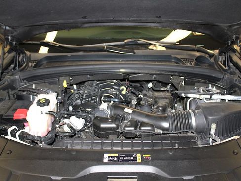 Certified 2023 Jeep Grand Cherokee L Limited AWD/4WD image 48