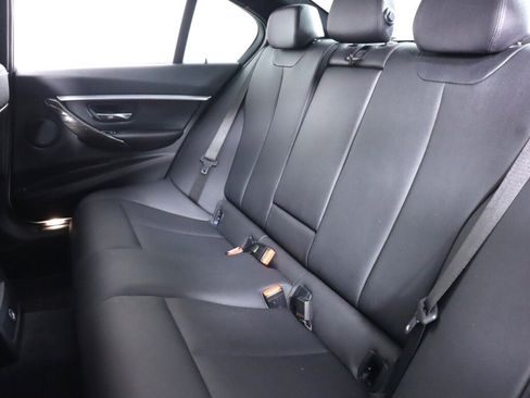 Used 2017 BMW 328d Sedan image 32