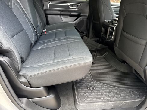 Used 2022 RAM 1500 Big Horn AWD/4WD image 16